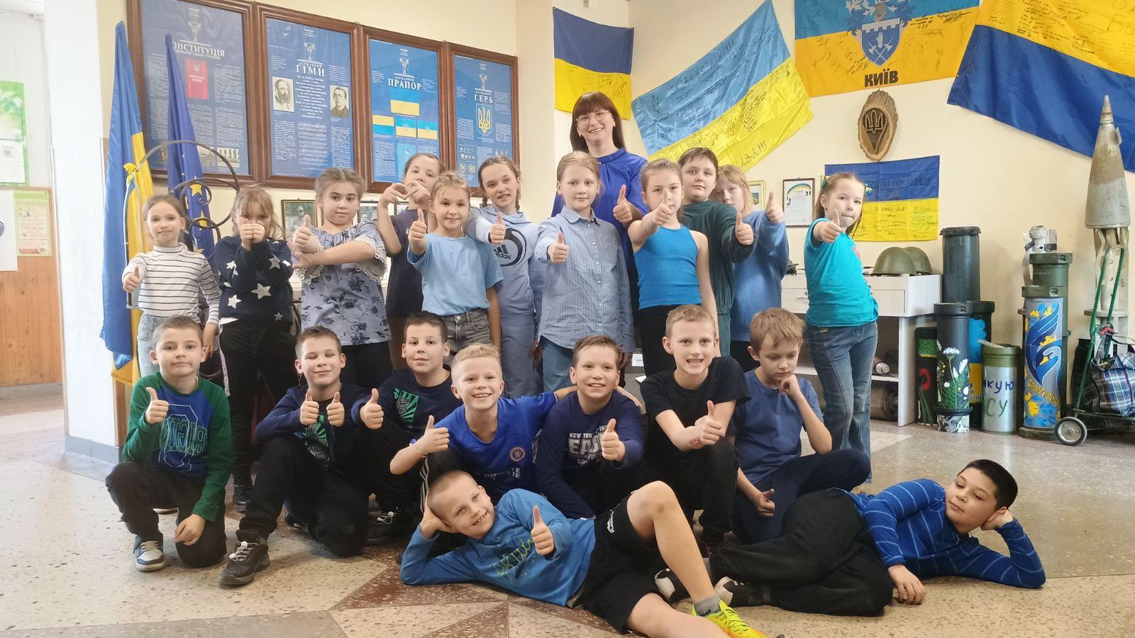 Кольоровий тиждень. Синій день: глибина, спокій та мрії!